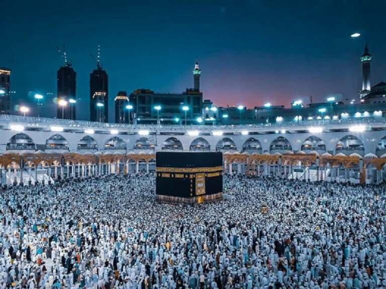 Why Book Umrah During Easter for a Spiritual Reset