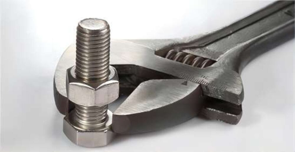 Best Ways to Loosen Stuck Nuts: Techniques and Safety Tips