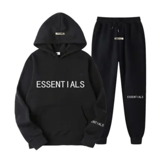 Black Essentials Hoodie – A Timeless Winter Staple