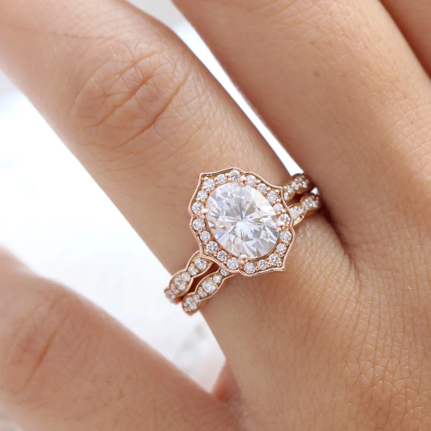 Elegance Restored Oval Engagement Rings Inspired by the Past