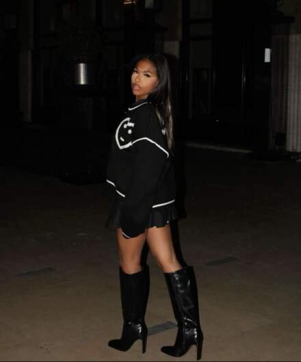 Carsicko Sweater pieces that match everyday life