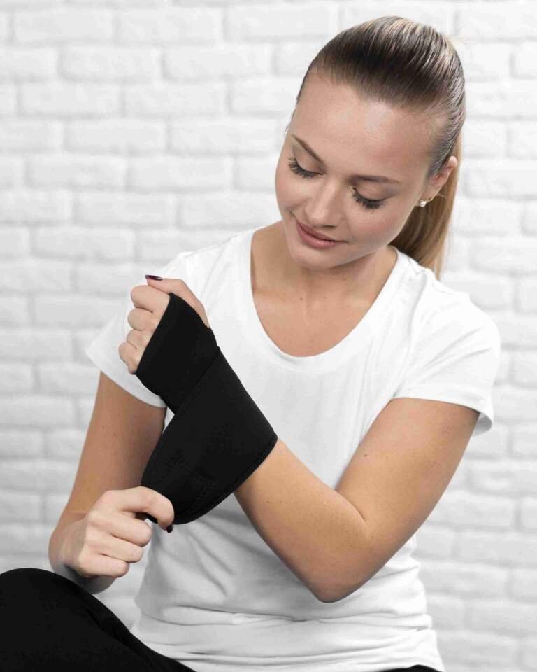 Feel the Comfort: Compression Wrist Brace for Every Activity