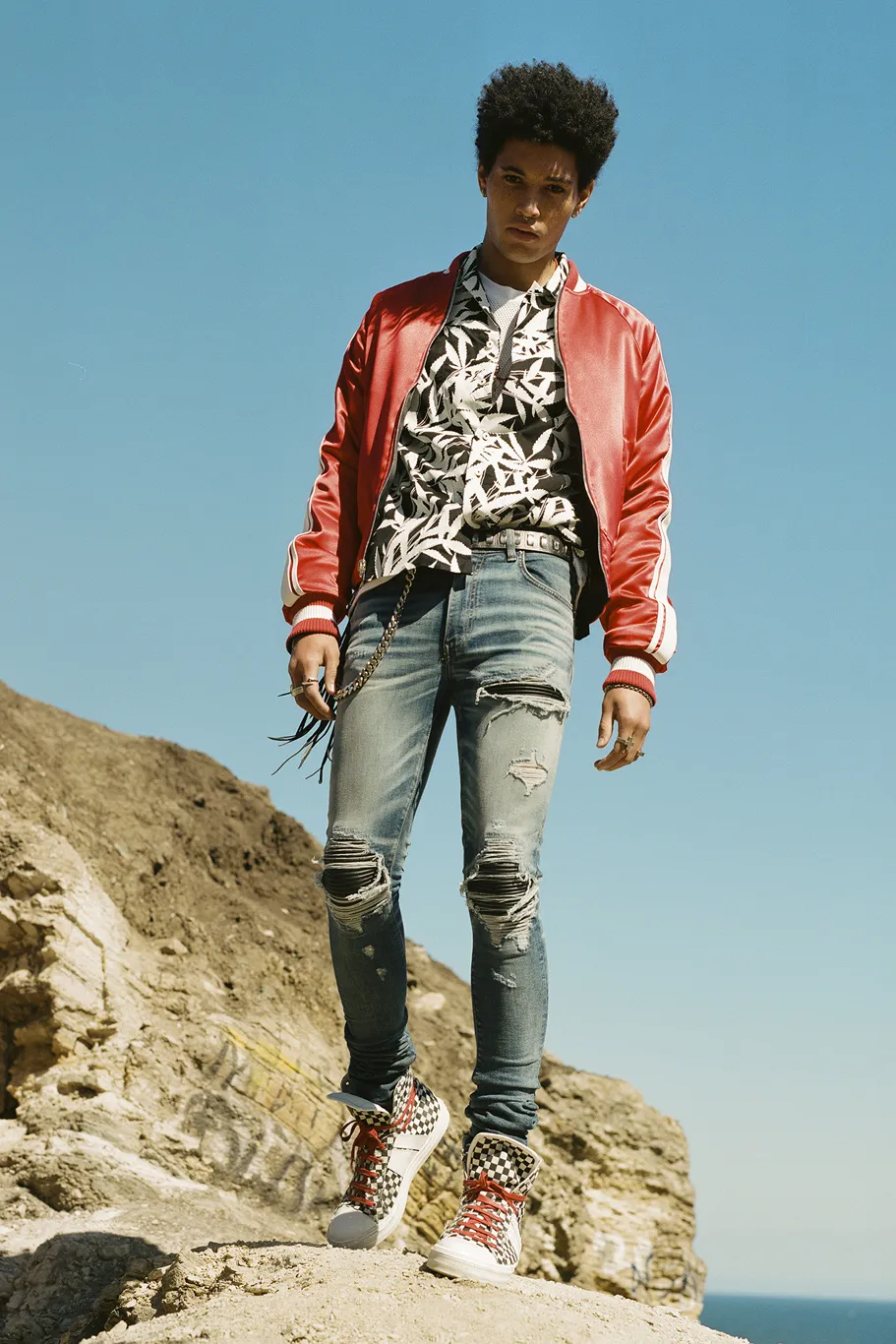 Ensemble Corteiz & Amiri Jeans Trending Summer Outfit