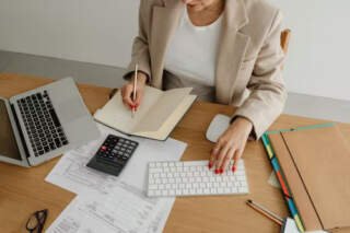 How Outsourced Payroll Services Help Businesses Stay Compliant in 2026