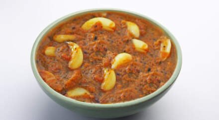 Healthy South Indian Lunch Recipes for Diabetics: Milagu Poondu Rasam 