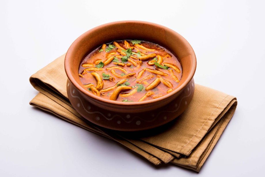 Sev Bhaji – Maheshwari Style: A Simple and Diabetes-Friendly Indian Dinner Recipe