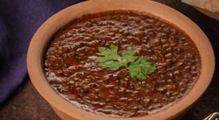 Akkha Masoor – A Protein-Rich Kolhapuri Lentil Curry
