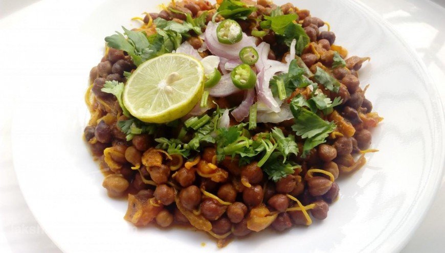 Chana Ghugni Recipe for Diabetes | Healthy East Indian Black Chickpea Snack