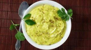 Brown Rice Khichu – A Healthy Gujarati Steamed Snack