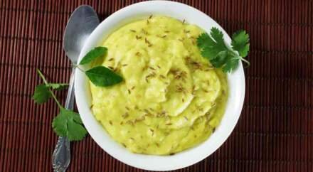 Brown Rice Khichu – A Healthy Gujarati Steamed Snack