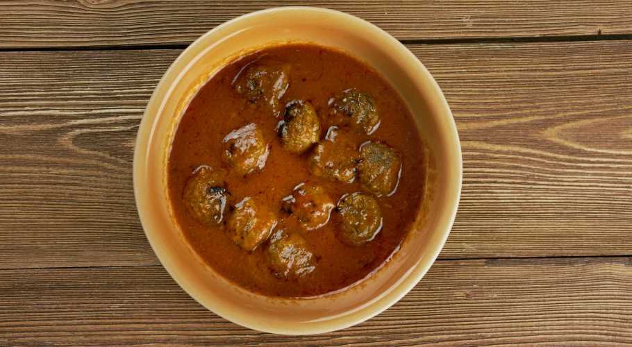 Veg Rogan Josh: A Flavorful North Indian Yam Curry