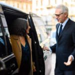 Why Do Business Travelers Use Chauffeur Service Paris?